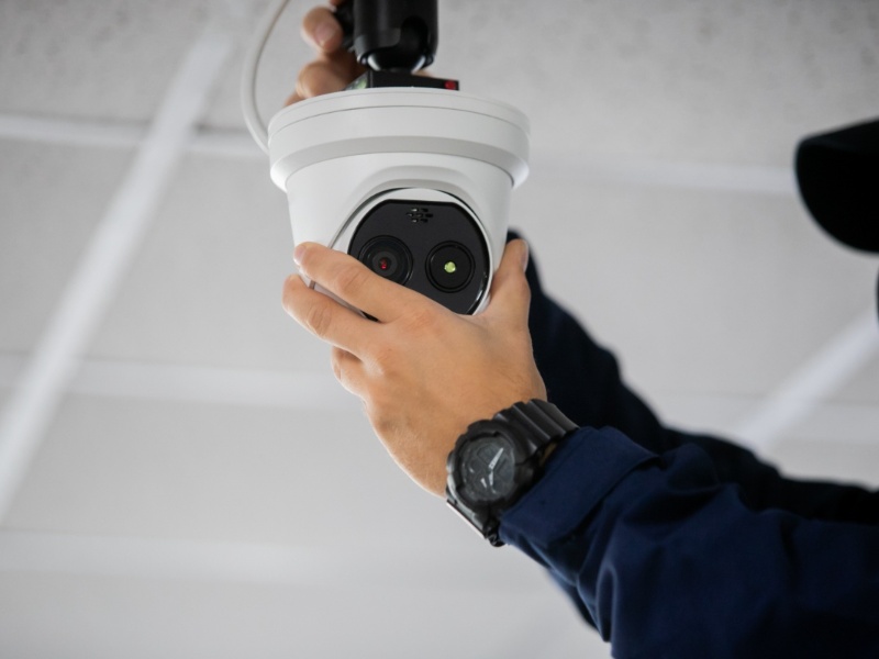 Security-camera-install_800x600